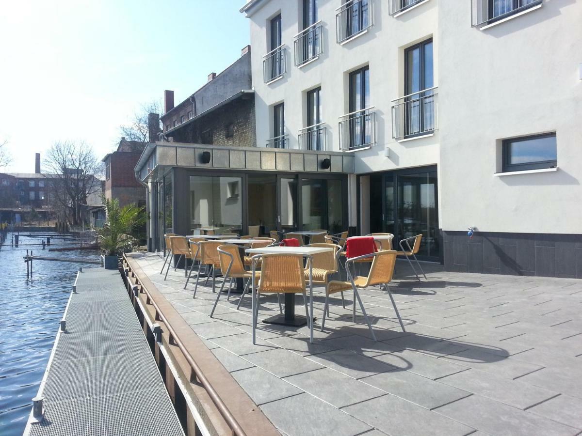 Ferienwohnung Am Pfaffe-Kai Brandenburg  Buitenkant foto